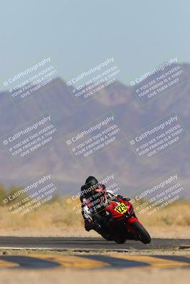 media/Mar-22-2025-CVMA (Sat) [[462c0ffedb]]/Race 13-Amateur Supersport Middleweight/